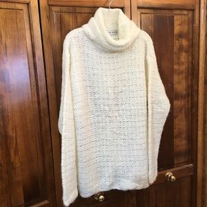Lovely loose knit sweater, size S, turtleneck, NWOT